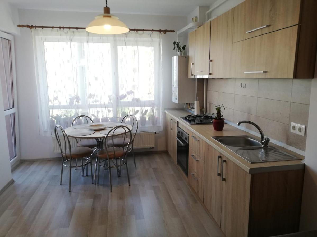 Avantgarden3 Μπρασόβ Εξωτερικό φωτογραφία